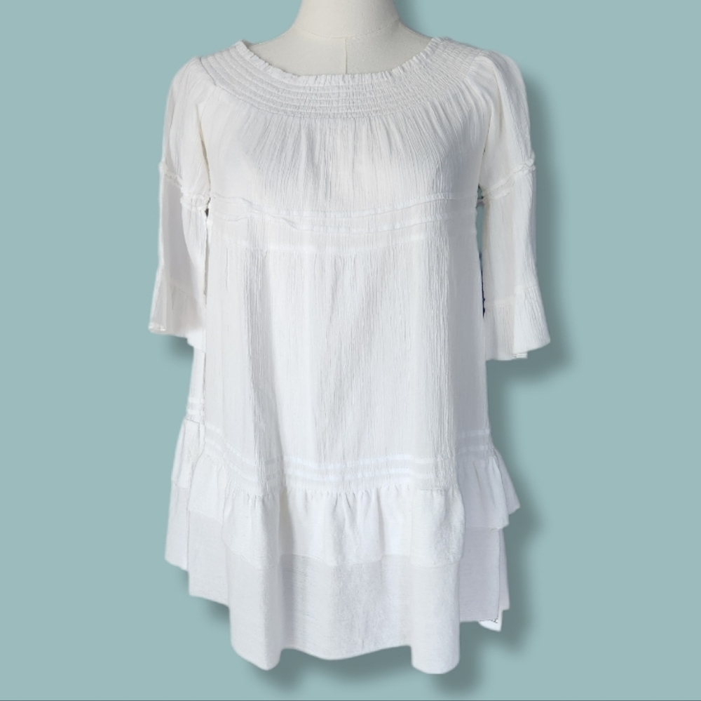 Romeo + Juliet Couture Beach  White Gauze Women's Top/Coverup Size Medium